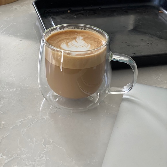 Meet your Posher, Tina - Picture 1 of 1